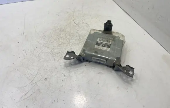 Toyota Prius (NHW20) Gearbox control unit/module 8953547010