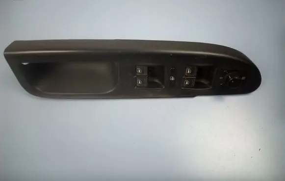 Volkswagen PASSAT B6 Electric window control switch 1K4959565H 3C2867172B