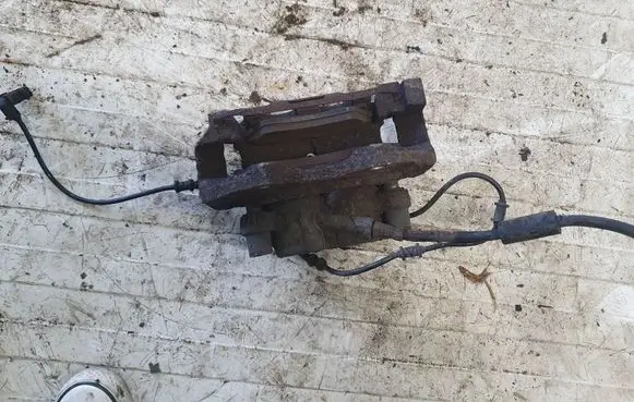 Mercedes-Benz ML W164 Front brake caliper NOCODE
