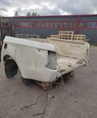 Mitsubishi L200 Pickup box 