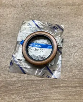Hyundai Sonata Other gearbox part 5305039100 SHAFTSEAL
