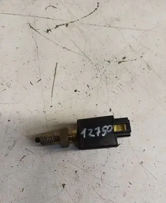 Opel Frontera B Clutch pedal sensor 