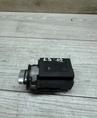 Volkswagen PASSAT B6 Ignition lock 3C0905843R 33303401