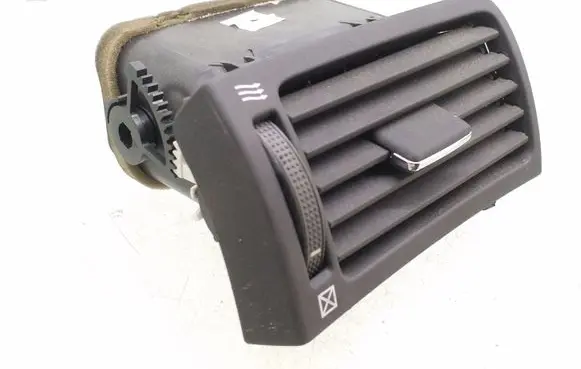 Toyota Avensis T250 Dashboard side air vent grill/cover trim 