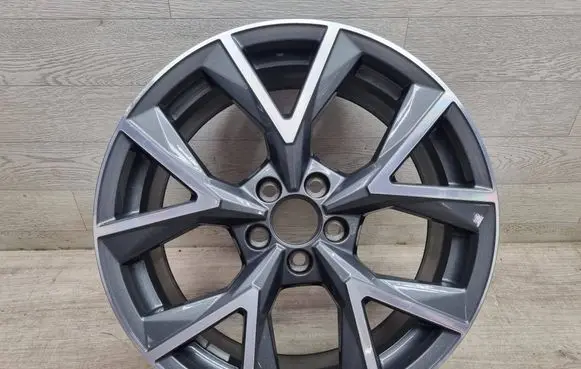 Audi A1 R17 alloy rim 82A601025AA