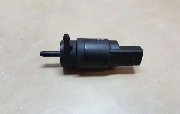 Audi A4 S4 B5 8D Headlight washer pump 1J5955651