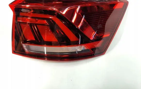 Volkswagen T-Roc Rear/tail lights 2GA945095D