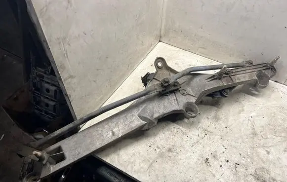 Mercedes-Benz S W220 Front wiper linkage 3391098390