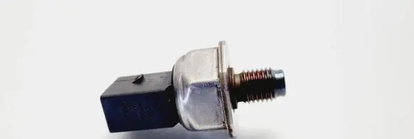Fuel pressure sensor