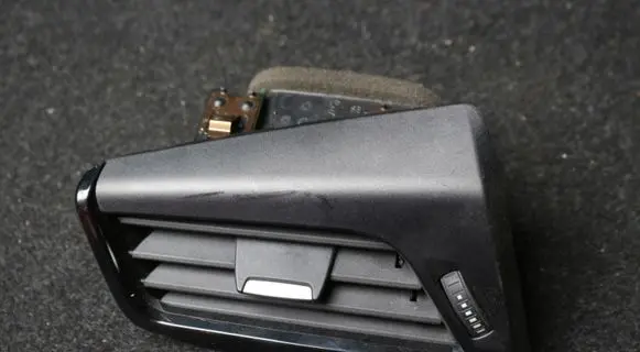 Dashboard side air vent grill/cover trim