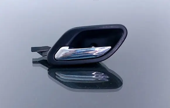 BMW 5 E39 Rear door interior handle 8226049