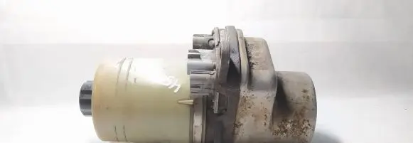 Ford Focus Power steering pump 1040085011094