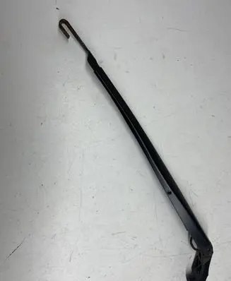 Lexus IS 220D-250-350 Front wiper blade arm