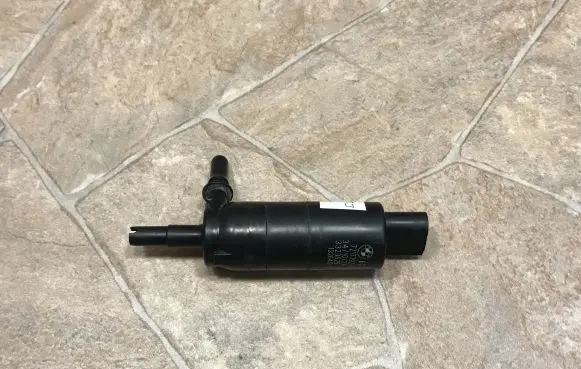 BMW 7 F01 F02 F03 F04 Windscreen/windshield washer pump 7217792