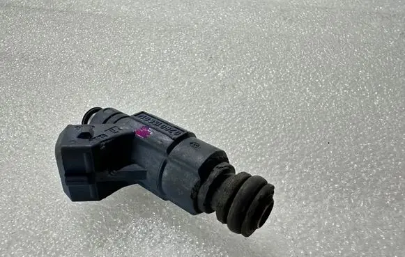 Mercedes-Benz CLK A209 C209 Fuel injector A1120780149
