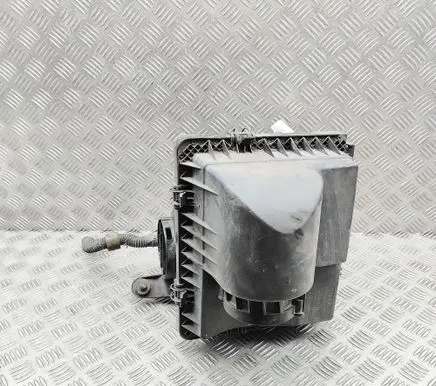 Volkswagen Crafter Air filter box 2N0129601M 2N0129620