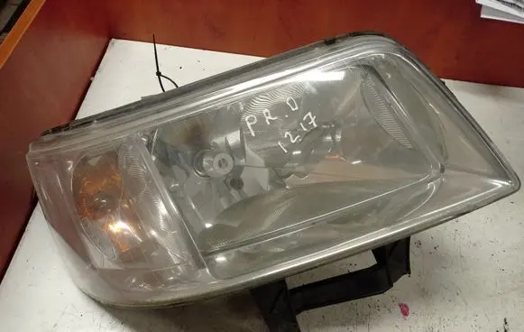 Volkswagen Transporter - Caravelle T5 Headlight/headlamp 7H19410166J 0301191302