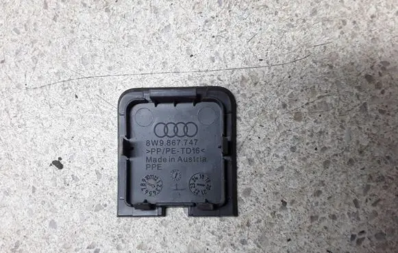 Audi A5 Other trunk/boot trim element 8W9867747