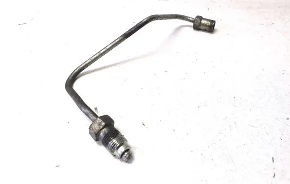 Toyota Avensis Verso Fuel injector supply line/pipe 