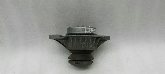 BMW 5 GT F07 Rear coil spring rubber mount 6781682