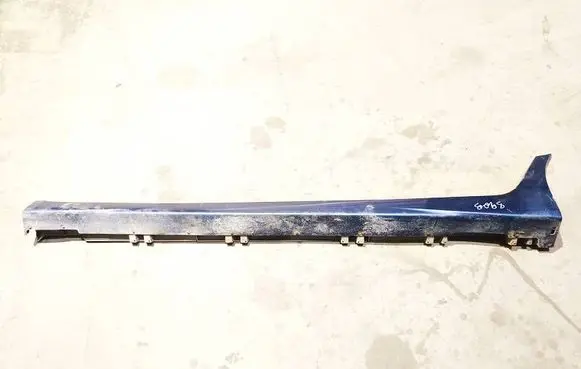 Mitsubishi Grandis Sill