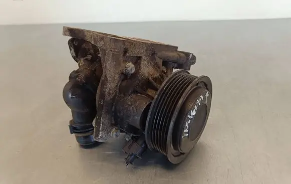 Opel Insignia B Water pump