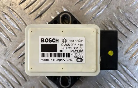 Toyota Corolla Verso E121 ESP acceleration yaw rate sensor 9663138180 0265005715