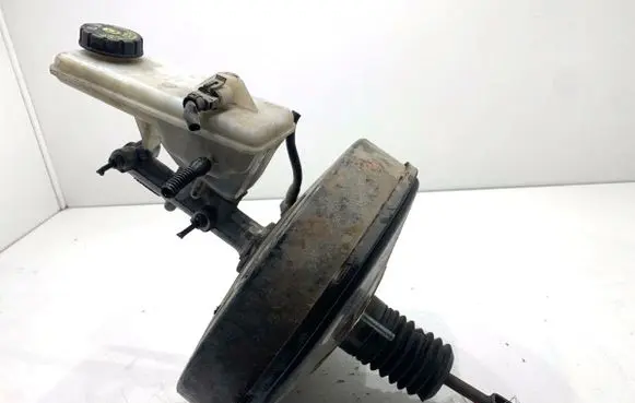 Renault Trafic II (X83) Brake booster 8200837097
