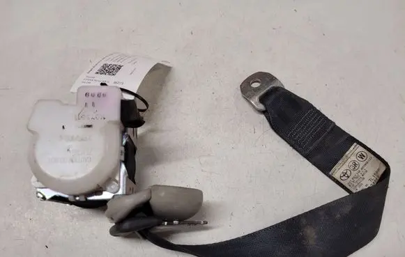 Toyota Corolla Verso AR10 Third row seat belt 7L1550 234569