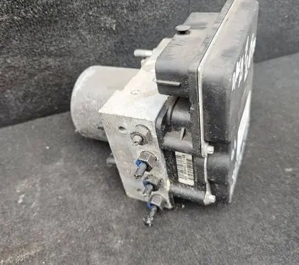 Audi A4 S4 B7 8E 8H ABS Pump 8E0910517D 8E0614517AK
