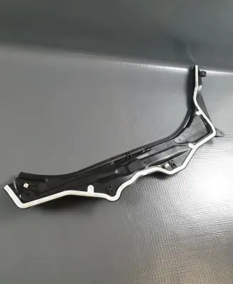 BMW i4 Other engine bay part 7428168 51717428168