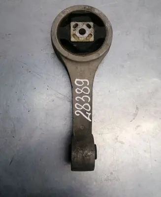 Volkswagen Polo IV 9N3 Engine mount bracket
