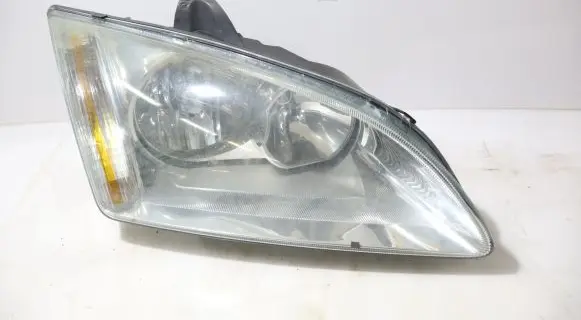 Ford Focus Headlight/headlamp