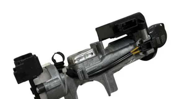 Suzuki Grand Vitara II Ignition lock 3397067J0 IMB41301 X1T12671M