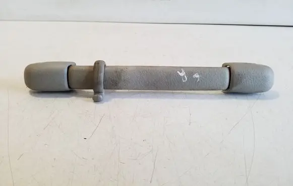 Suzuki Grand Vitara II Rear interior roof grab handle