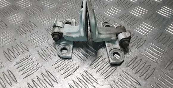 Land Rover Evoque I Front door hinge set 