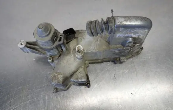Peugeot 1007 Clutch slave cylinder 3981000089