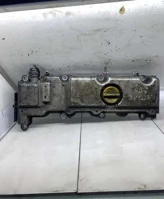 Opel Vectra C Rocker cam cover 13101754