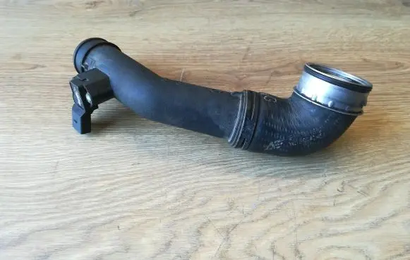 Seat Alhambra (Mk1) Intercooler hose/pipe 7M3145957C YM216F074AD