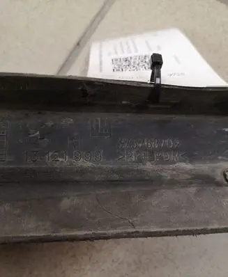 Opel Astra H Front bumper lip 13121999 375768702