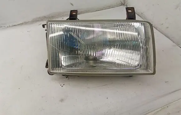 Volkswagen Transporter - Caravelle T4 Headlight/headlamp