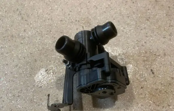 Mercedes-Benz GLC C254 Coolant heater control valve A0005061500 A2548303201