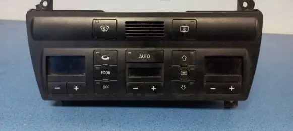 Audi A6 S6 C5 4B Climate control unit 4B0820043AE