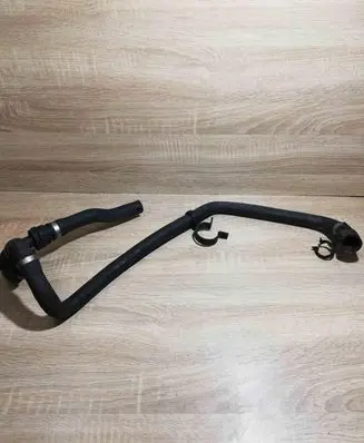 BMW X5 E70 Engine coolant pipe/hose 6945279