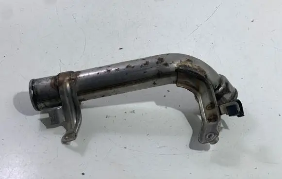 Intercooler hose/pipe