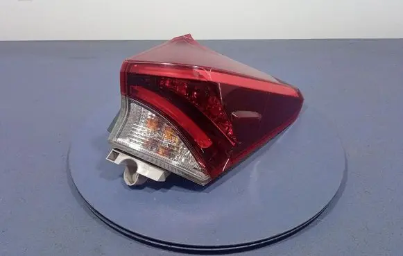 Toyota Auris E180 Rear/tail lights 