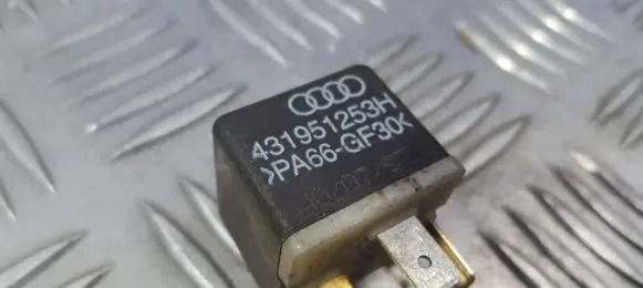 Audi A6 S6 C5 4B Other relay 431951253H