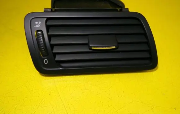 Volkswagen PASSAT B6 Dashboard side air vent grill/cover trim 3C1819702E