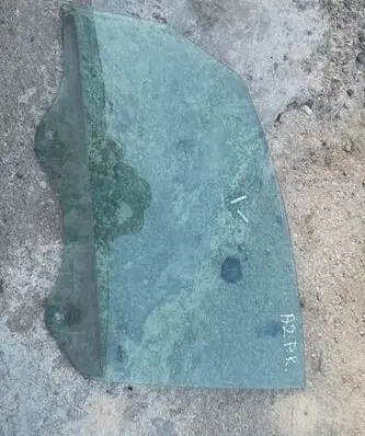 Audi A2 Front door window glass four-door