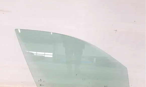 BMW X4 G02 Front door window glass four-door 